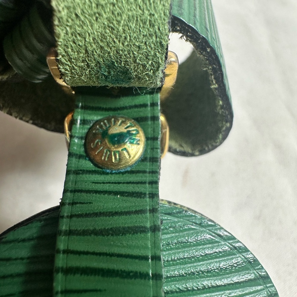 Louis Vuitton Luggage Tag - Picture 6 of 6